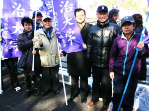 3区平塚 落合市長も応援(武)